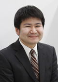 新納 悠太